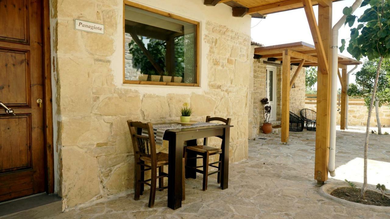 Studio Panagiota - Oasis Holiday Houses Κόκκινος Πύργος Εξωτερικό φωτογραφία